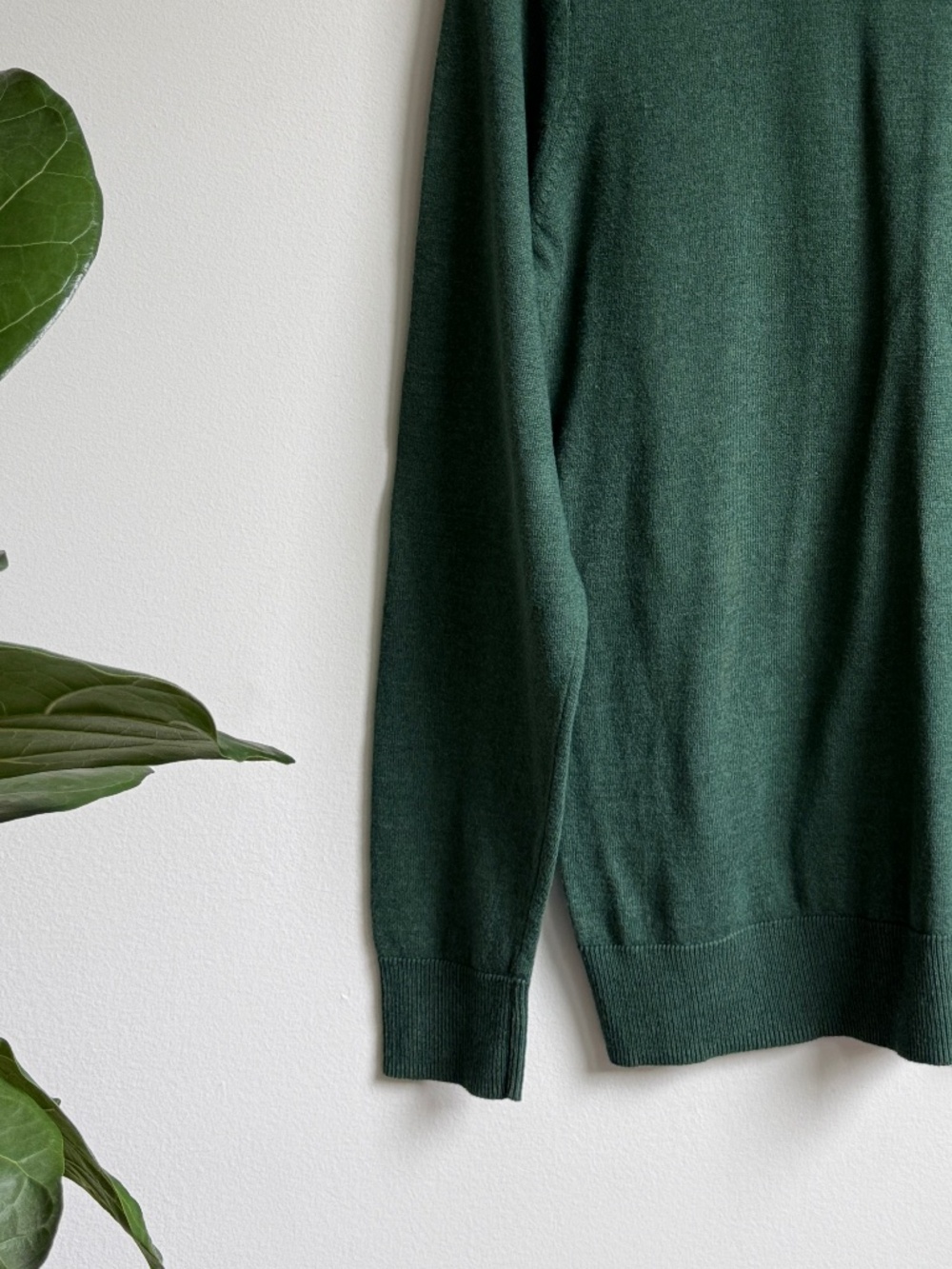 Old Navy Men’s Dark Green Crewneck Knit Sweater Small